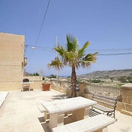Διαμέρισμα Gozo Of Character Victoria